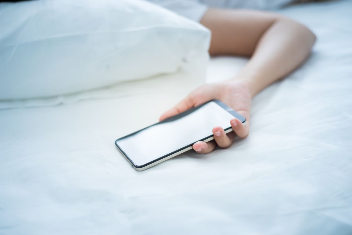 Astuces efficaces pour stopper le sabotage du sommeil par votre smartphone